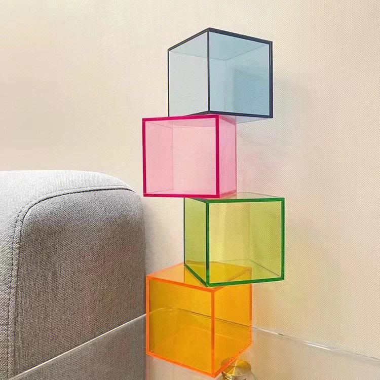 彩色亚克力工艺品图片