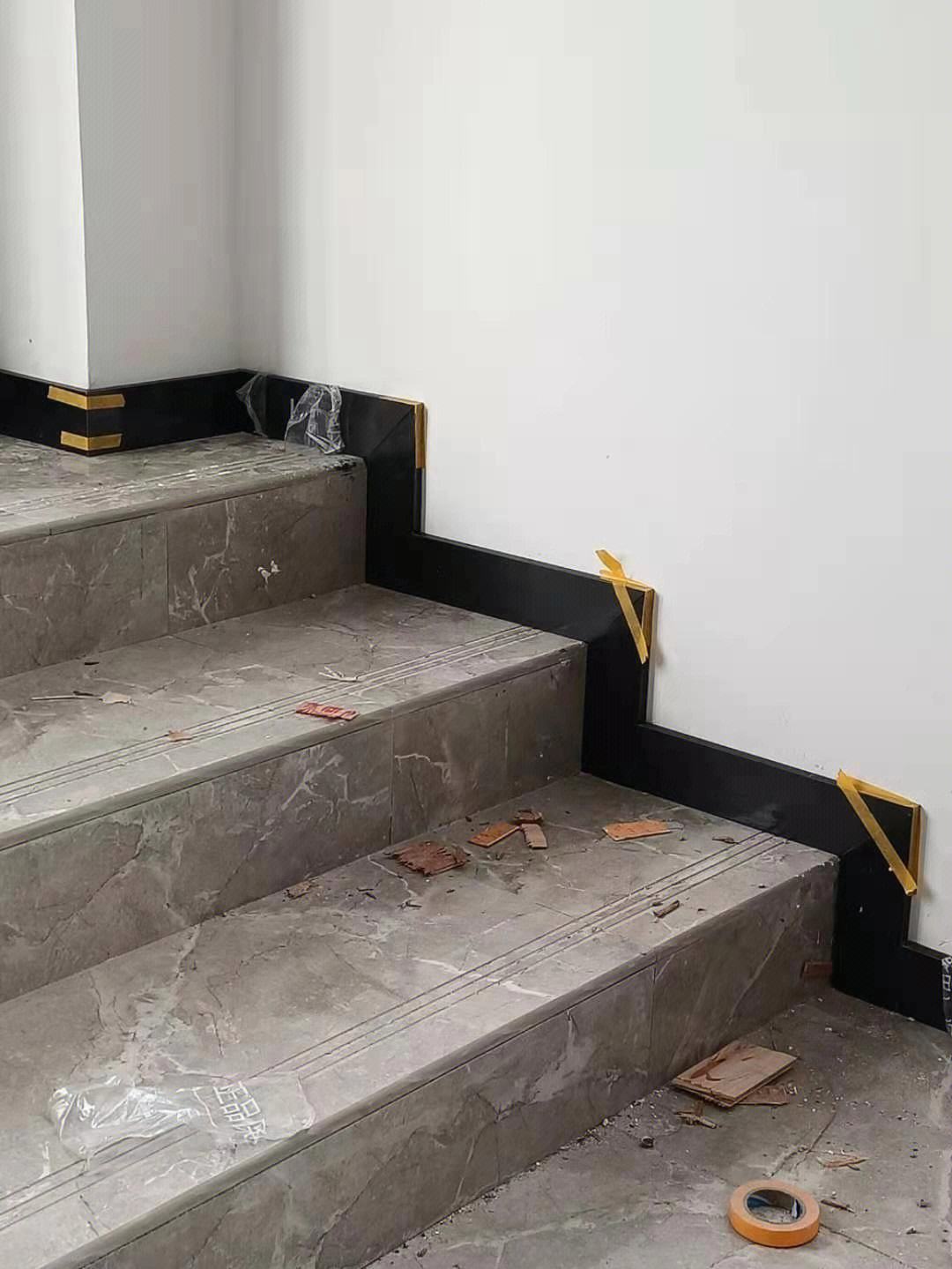 不锈钢内凹踢脚线
