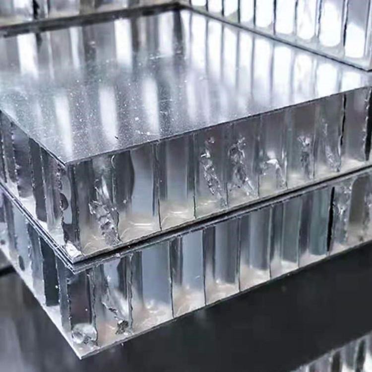 不锈钢复合板是什么材质