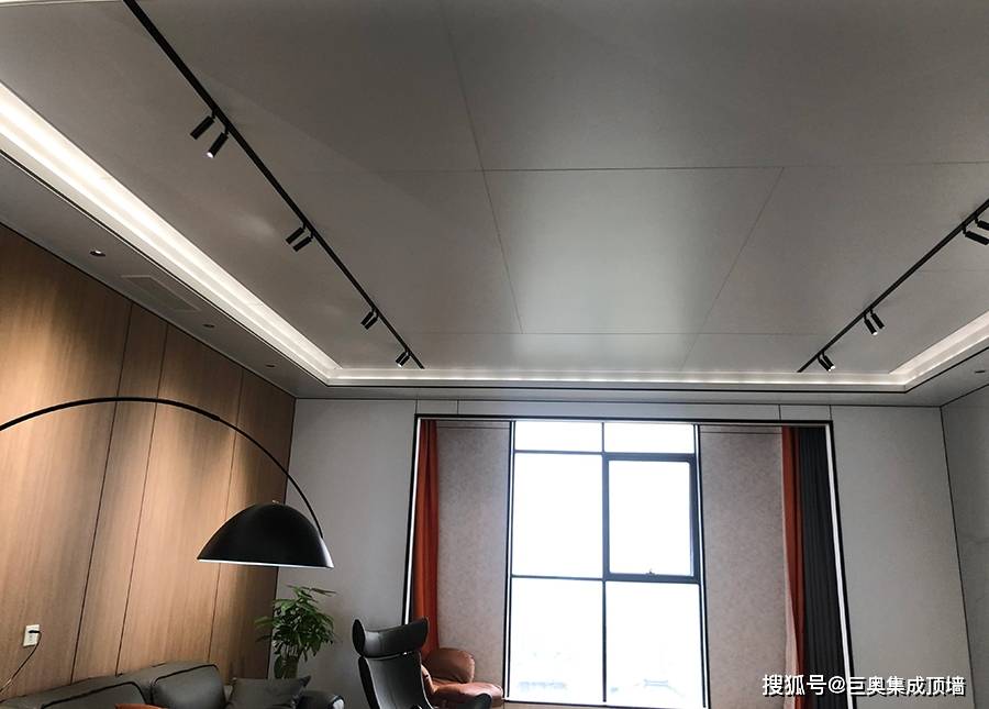 蜂窝板集成吊顶效果图阳台怎么做 蜂窝板集成吊顶效果图
