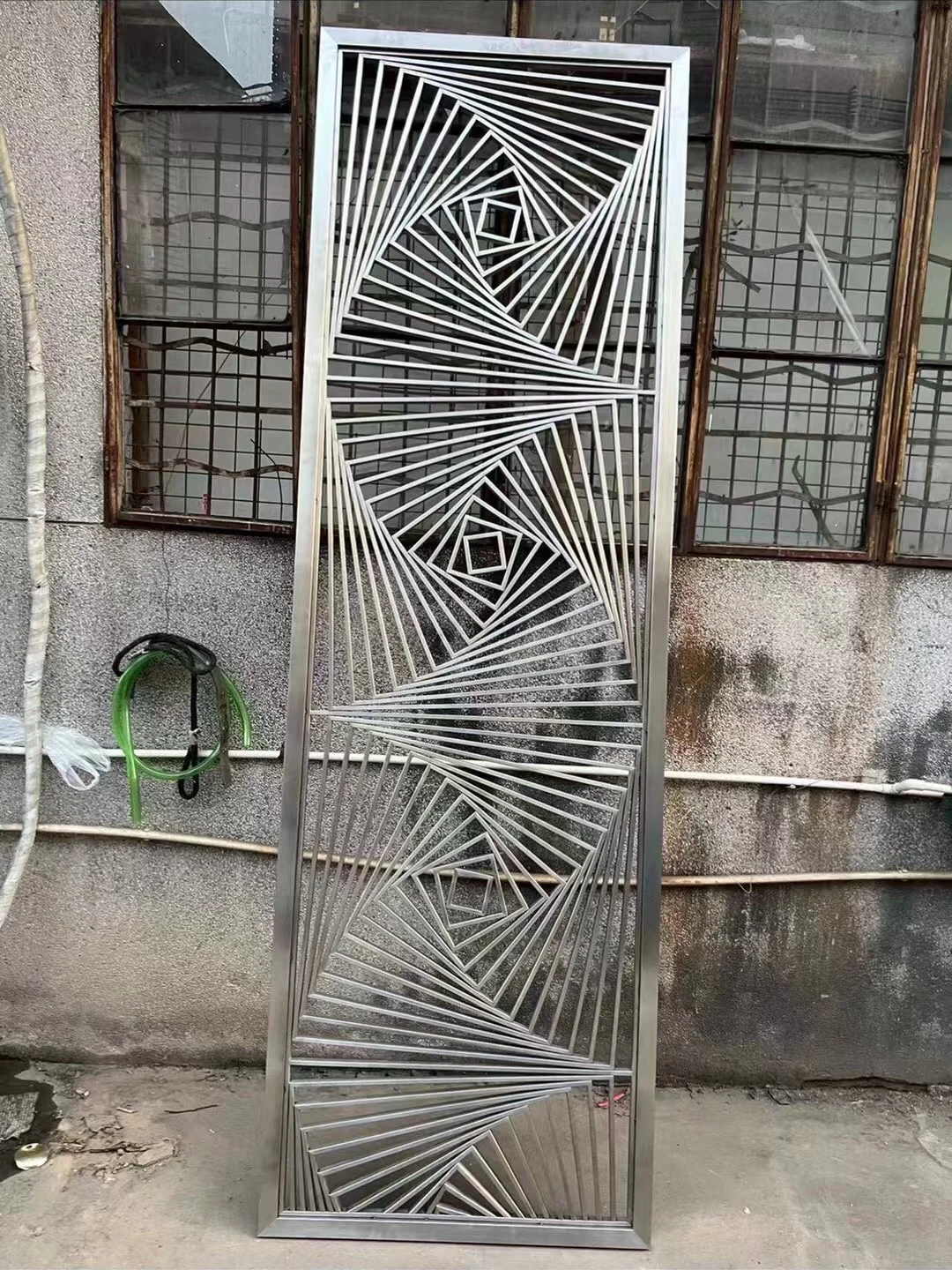 不锈钢隔断怎么安装方法_不锈钢装饰网隔断屏风