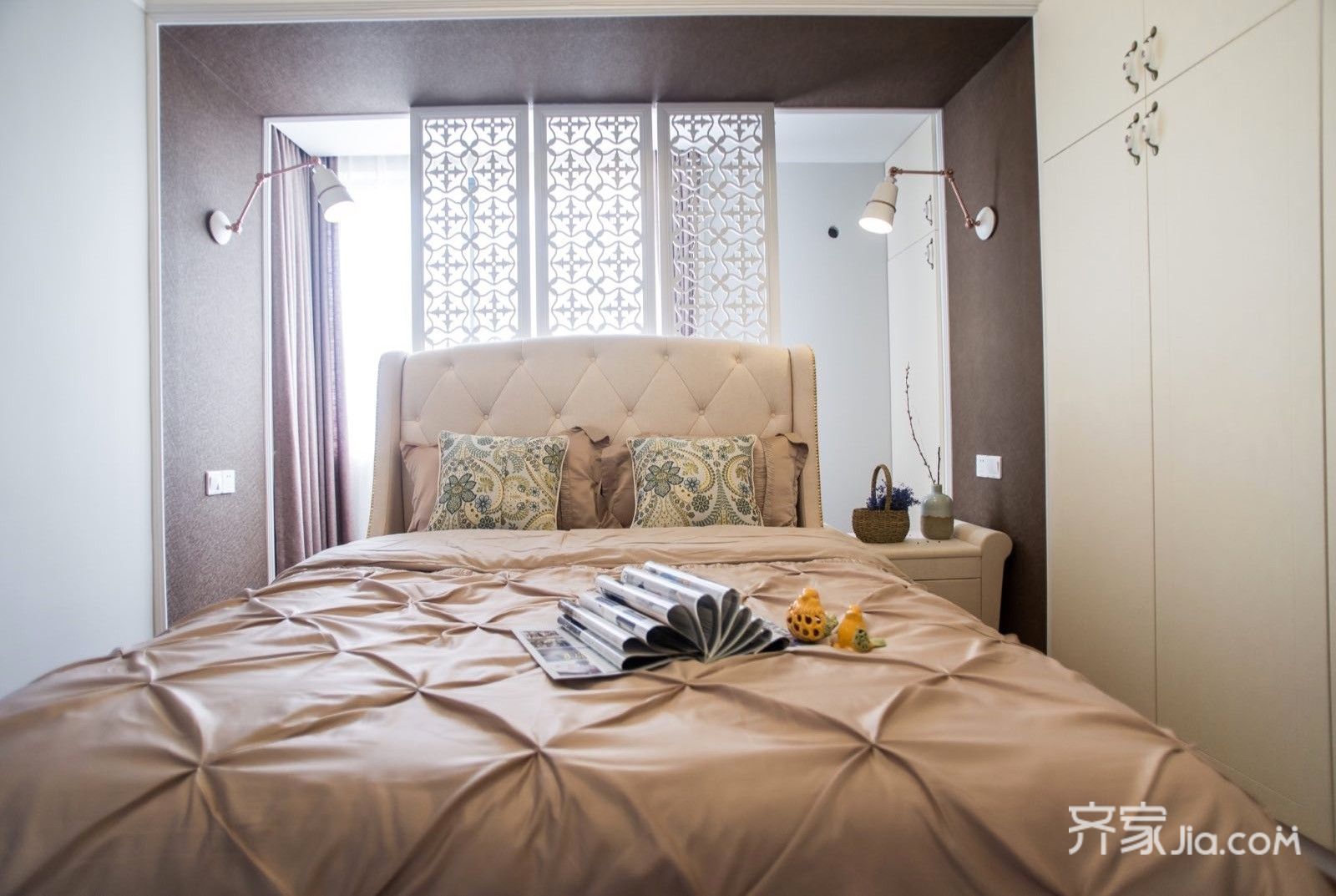 床边屏风用什么屏风对主人好_床屏风隔断效果图大全