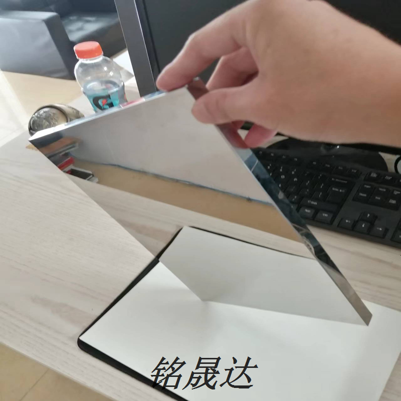 蜂窝镜片普通镜片哪个好