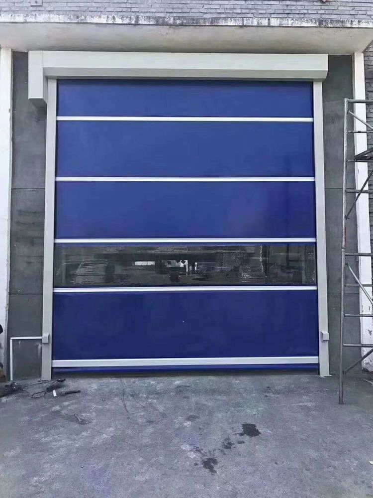 防火卷帘双轨中间用什么封堵