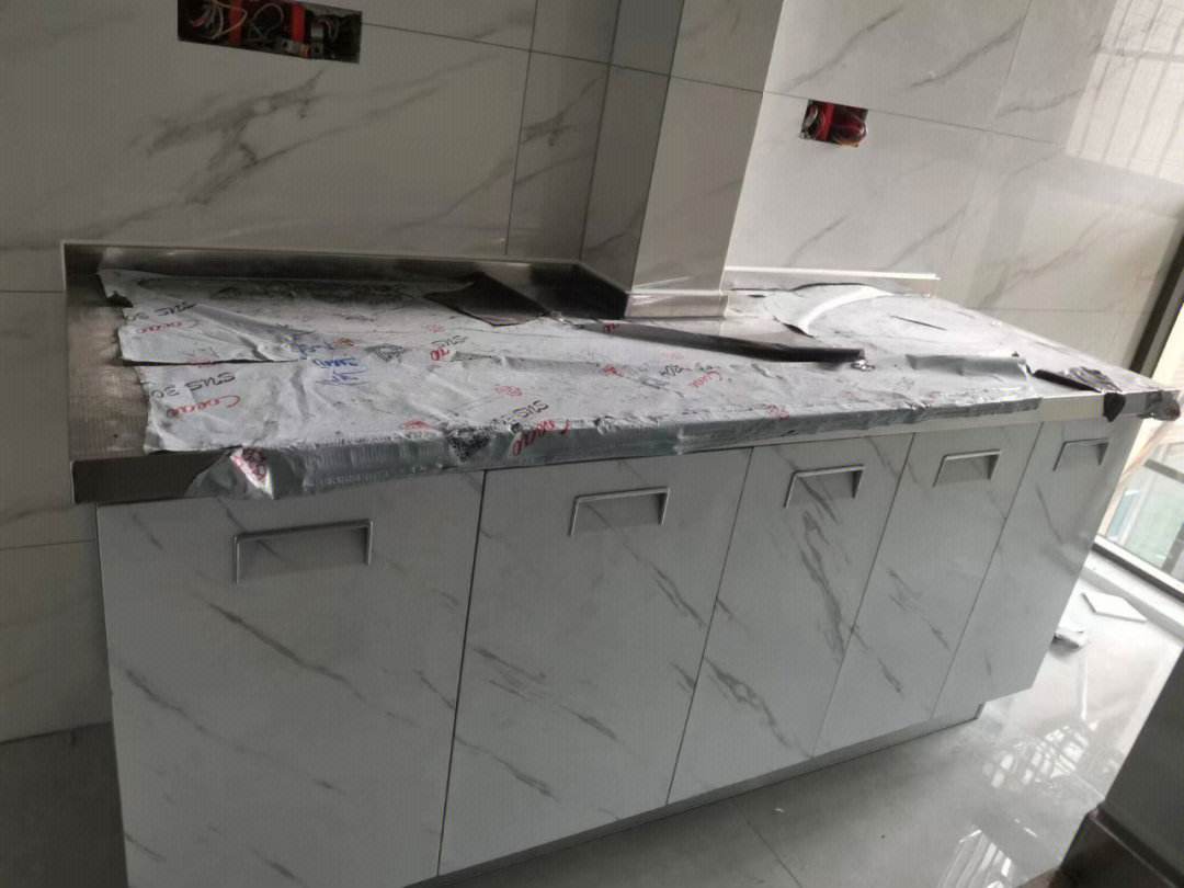 不锈钢橱柜制作设备投资