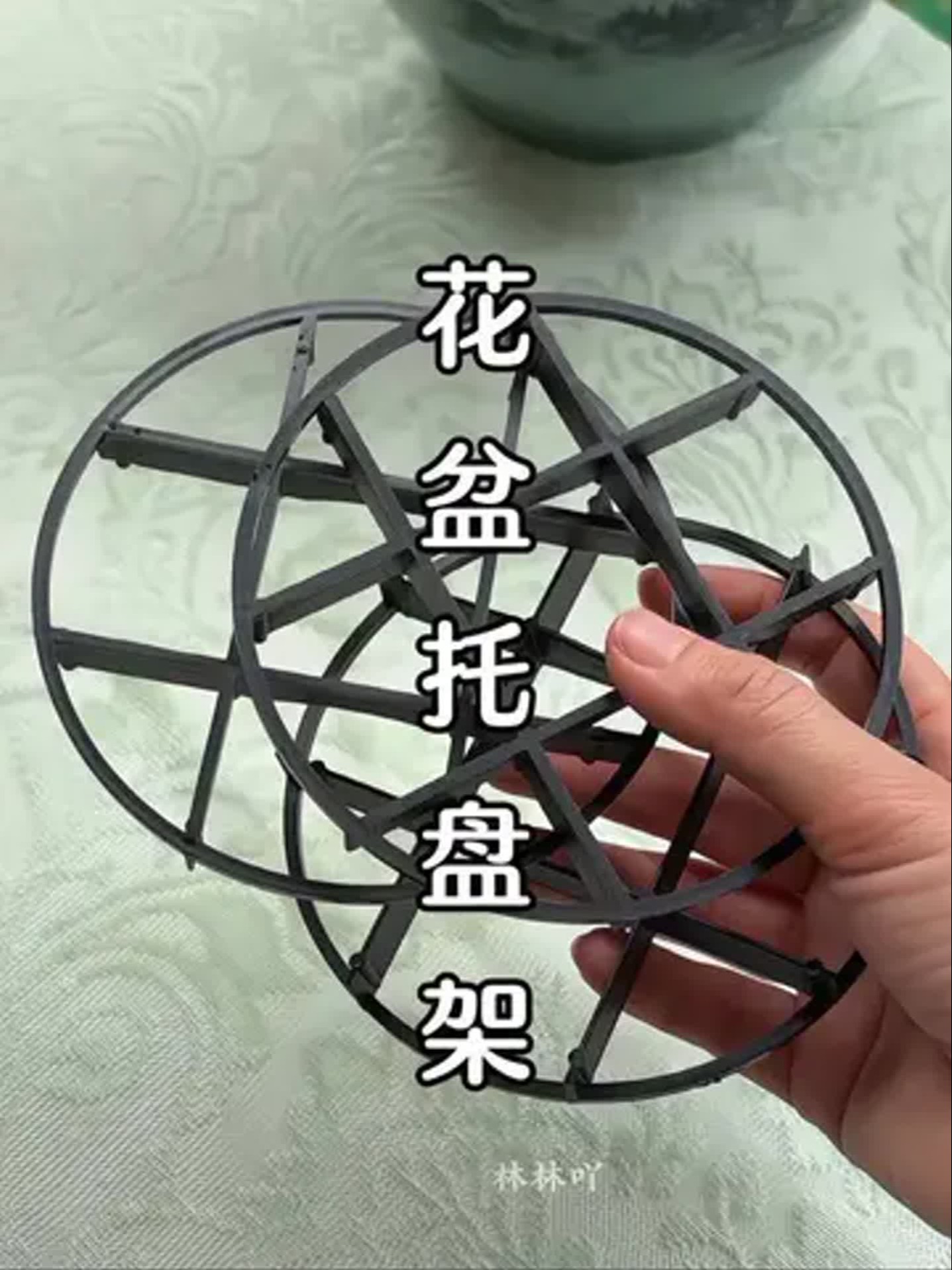 花盆托盘积水怎么处理好