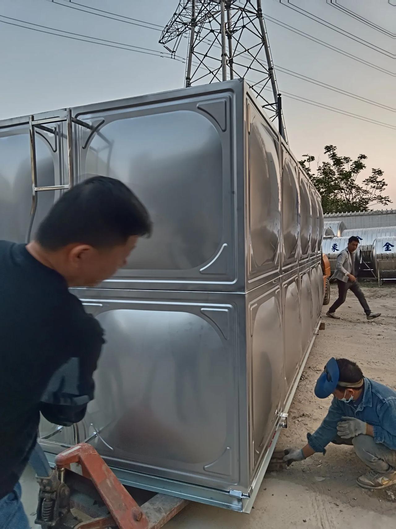 不锈钢水箱埋地怎么做防腐