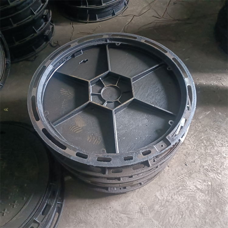 化粪池的井盖应该在什么地方放