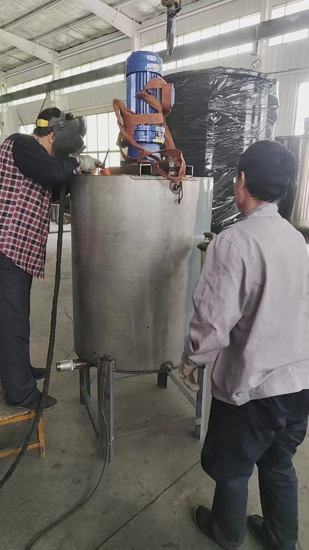 2吨不锈钢反应釜大概多少钱一个