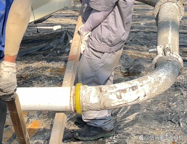 下水道有水泥堵塞用什么方法疏通