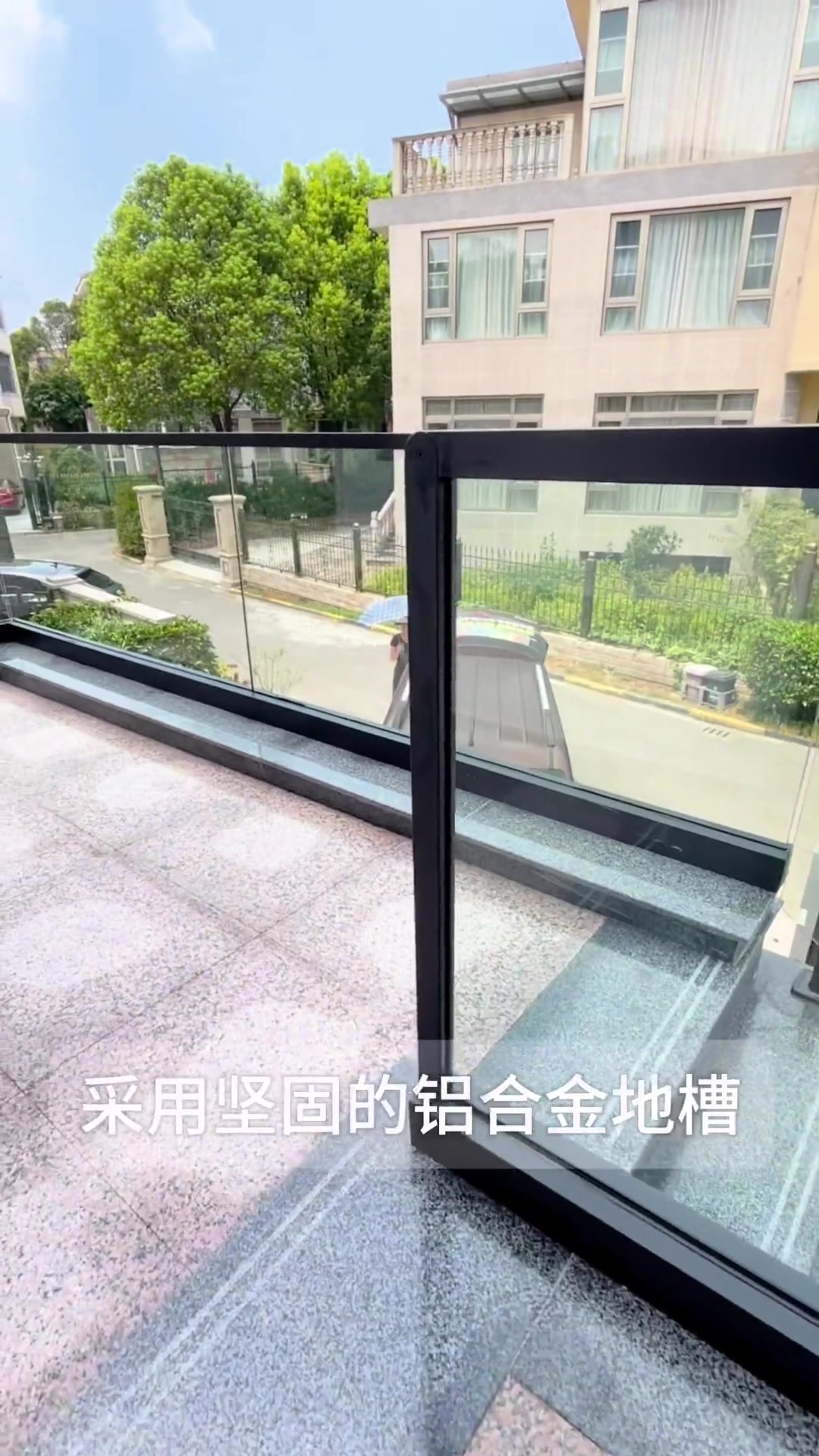 不锈钢玻璃栏杆图片大全