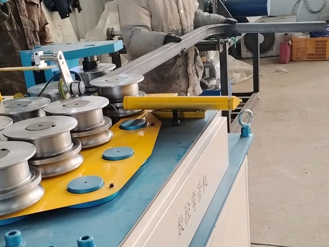 全自动弯管机操作方法精达