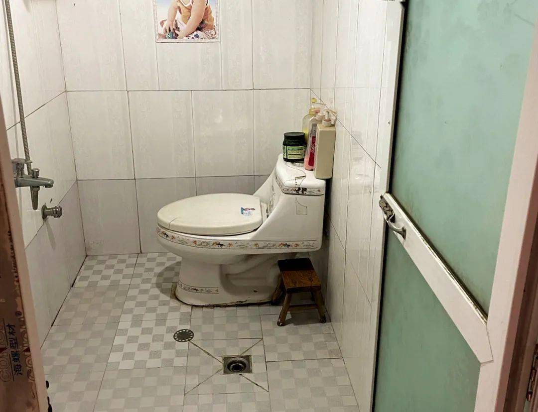 农村老房子加装卫生间怎么排下水管