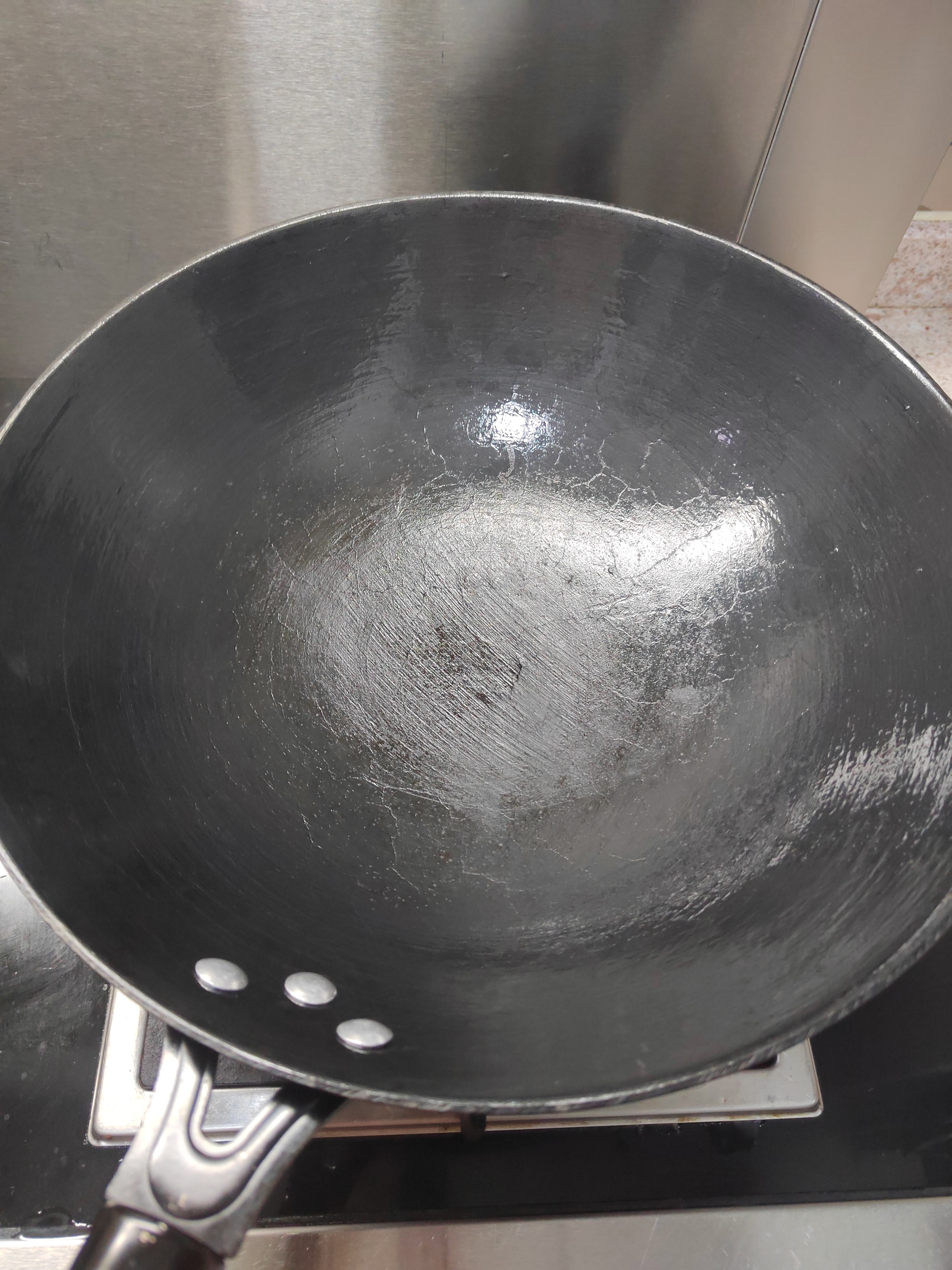 铸铁锅和生铁锅哪个对身体好知乎