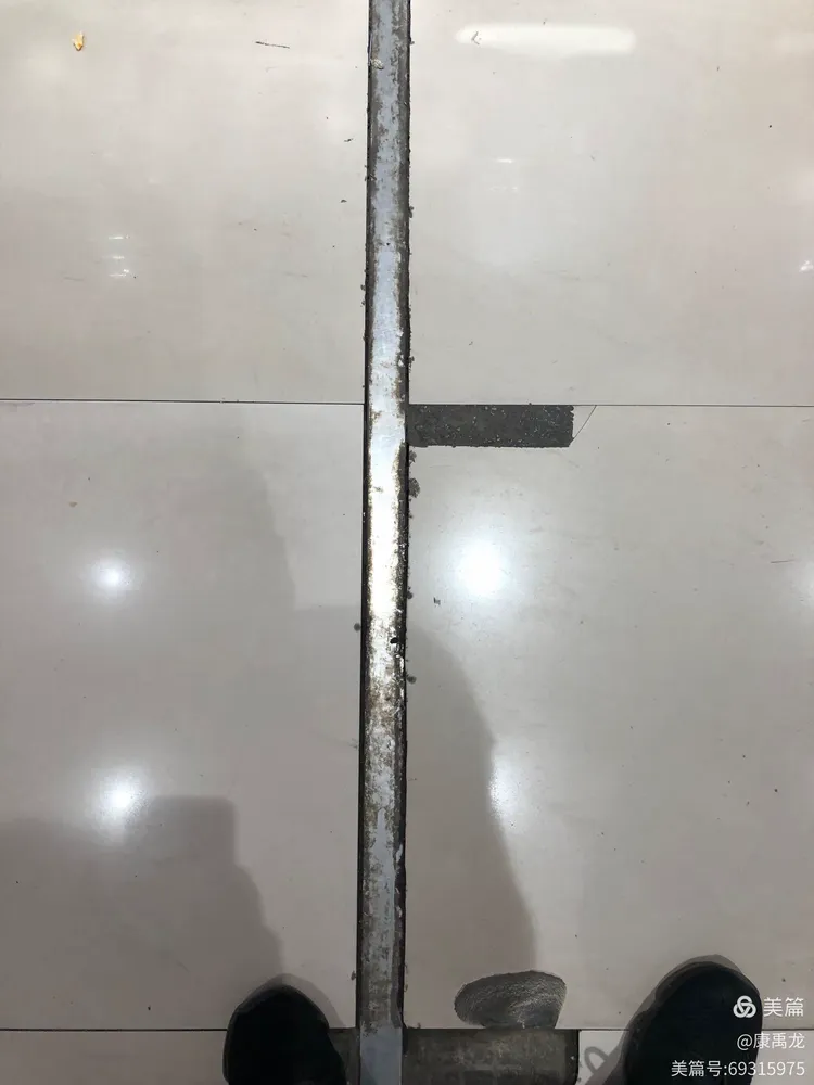 不锈钢门上的胶纸好难撕怎么办