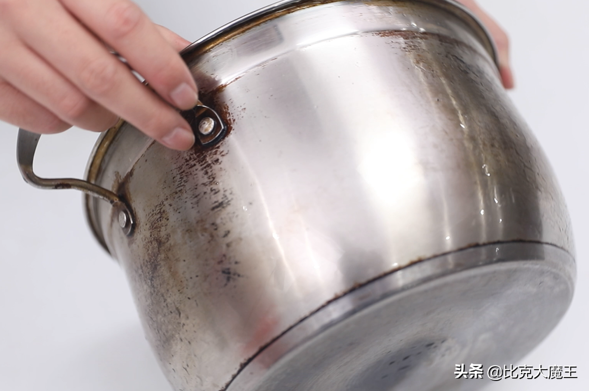不锈钢表面污渍处理最佳方法是什么