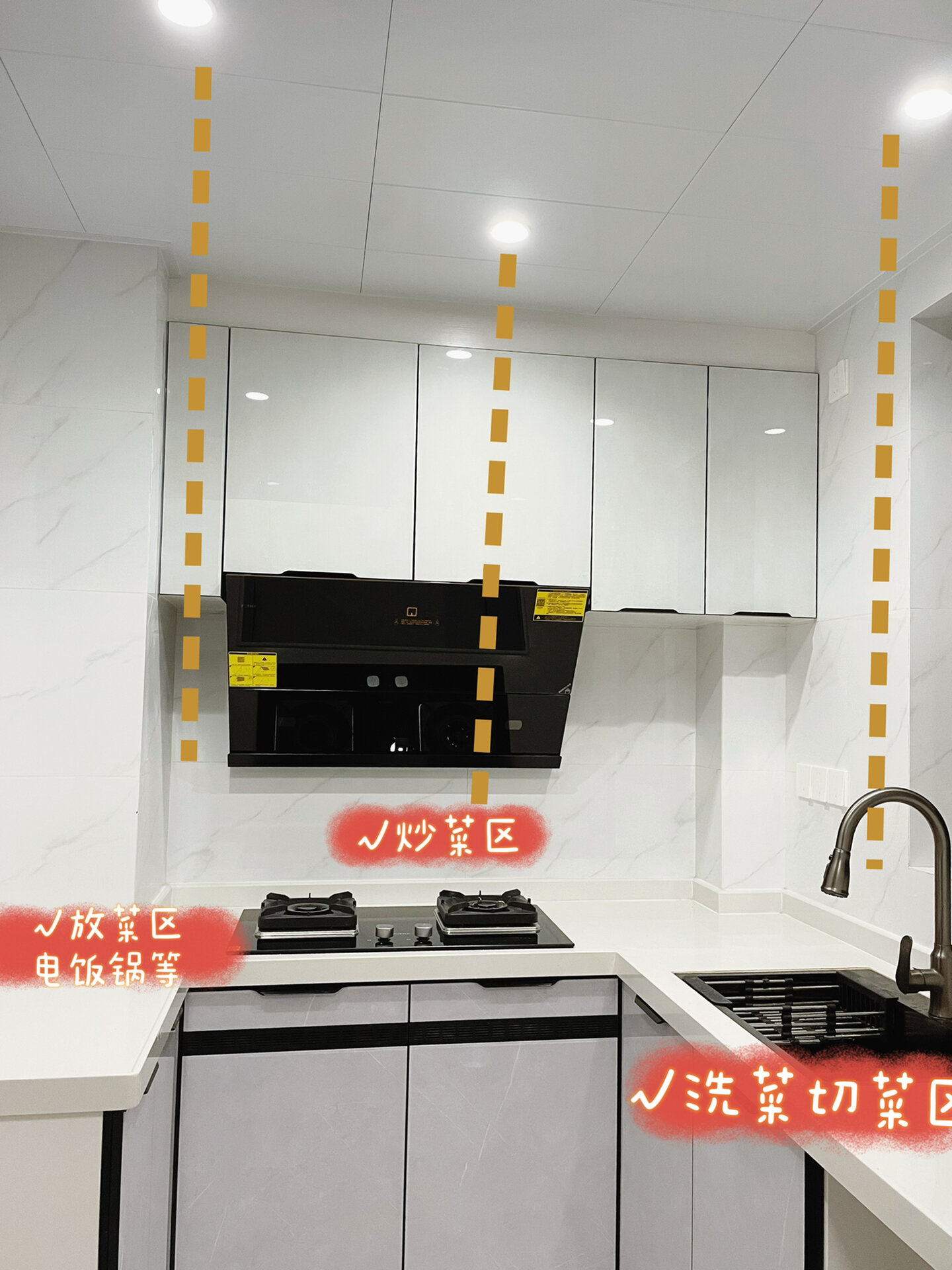 2025300x600铝扣板多少钱一平方