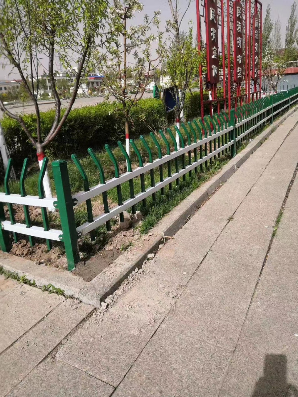 绿化护栏绿化带围栏规范