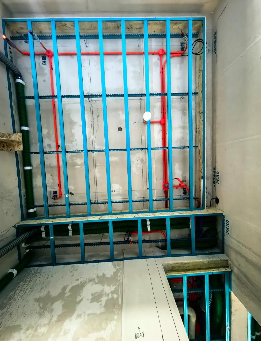 轻钢龙骨吊顶施工工艺流程,轻钢龙骨吊顶施工工艺流程