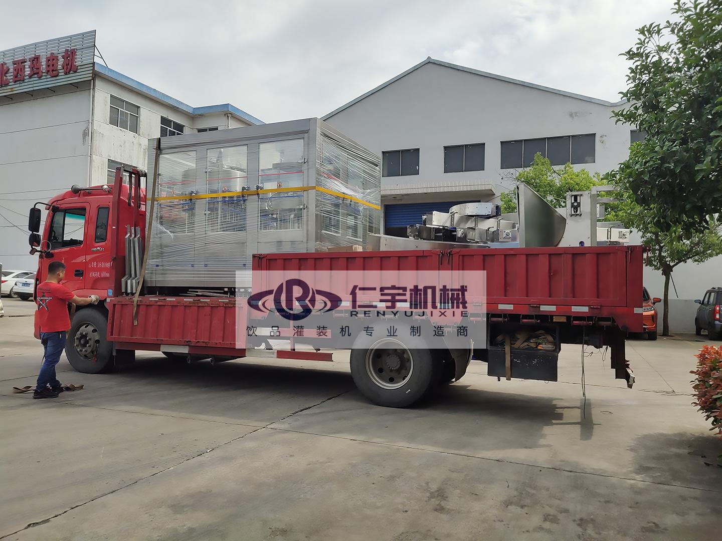 小型瓶装水灌装生产线价格,小型瓶装水灌装生产线价格