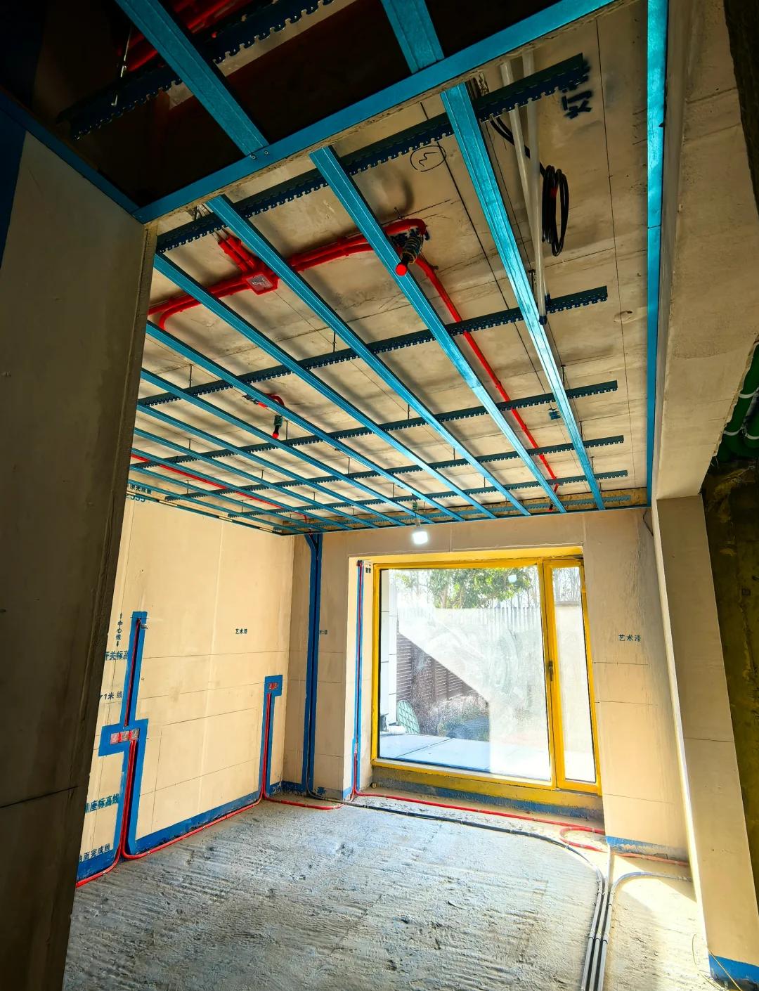 轻钢龙骨吊顶施工工序是什么,轻钢龙骨吊顶施工工序是什么