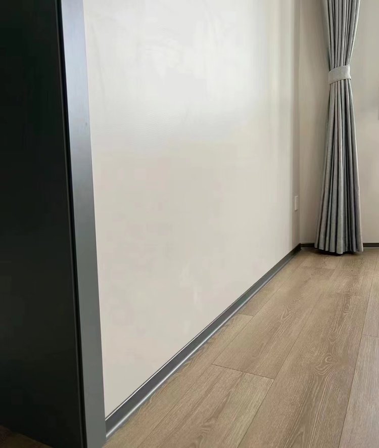 踢脚线不锈钢的好还是铝合金的好