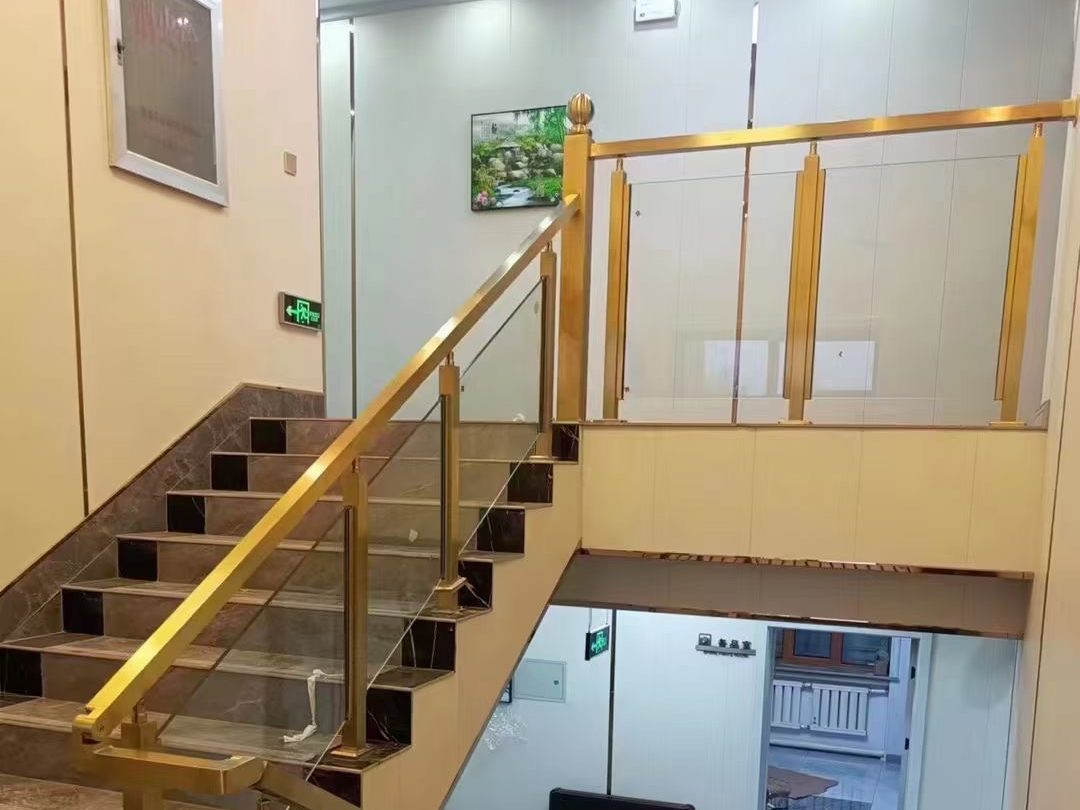 不锈钢楼梯扶手现场制作视频