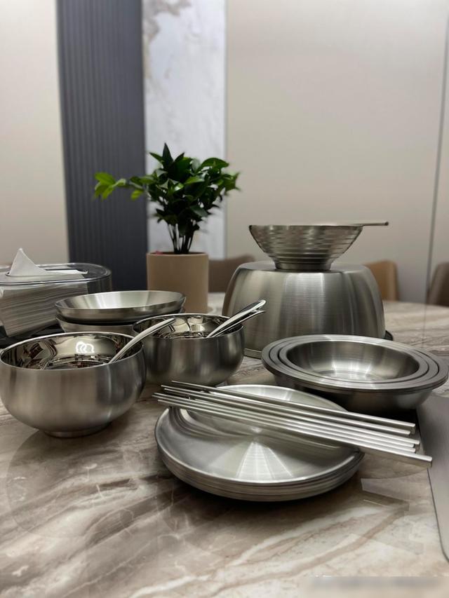 不锈钢餐具生产基地落户阳信县