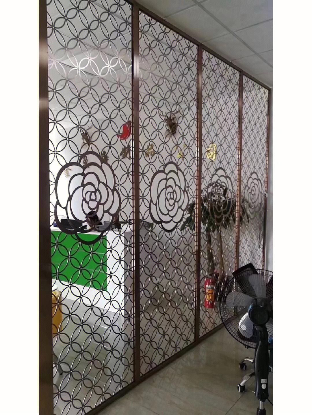 欧式不锈钢屏风图片效果图高清