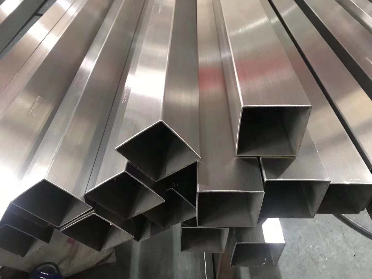 80*80*3的不锈钢方管