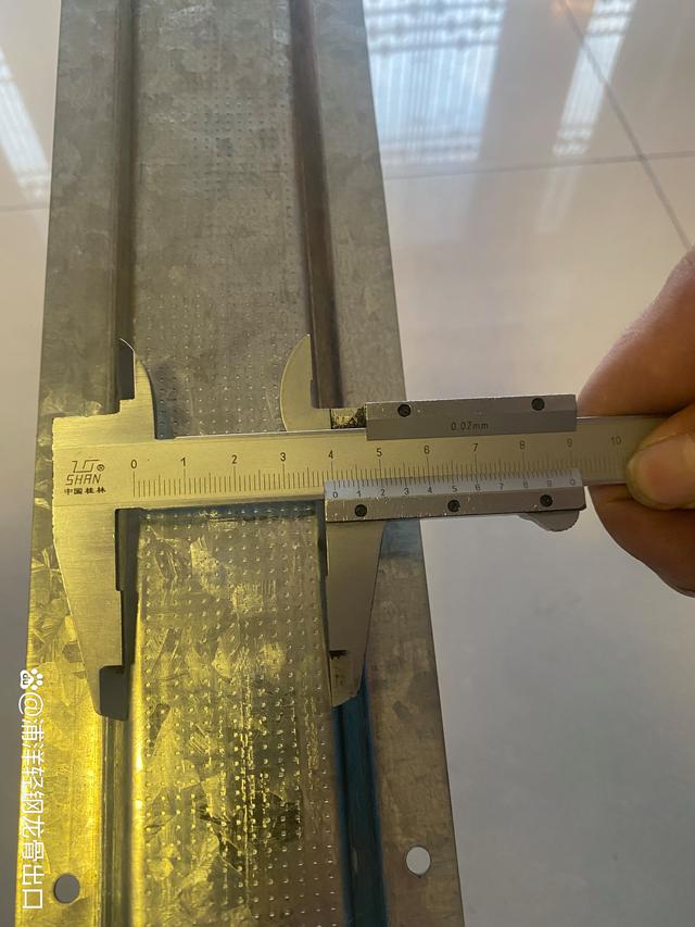 轻钢龙骨安装多少钱一平方米