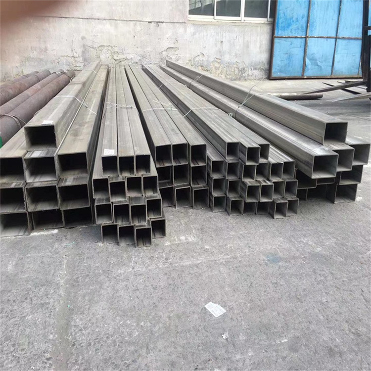 附近卖不锈钢方管的地方在哪里呀