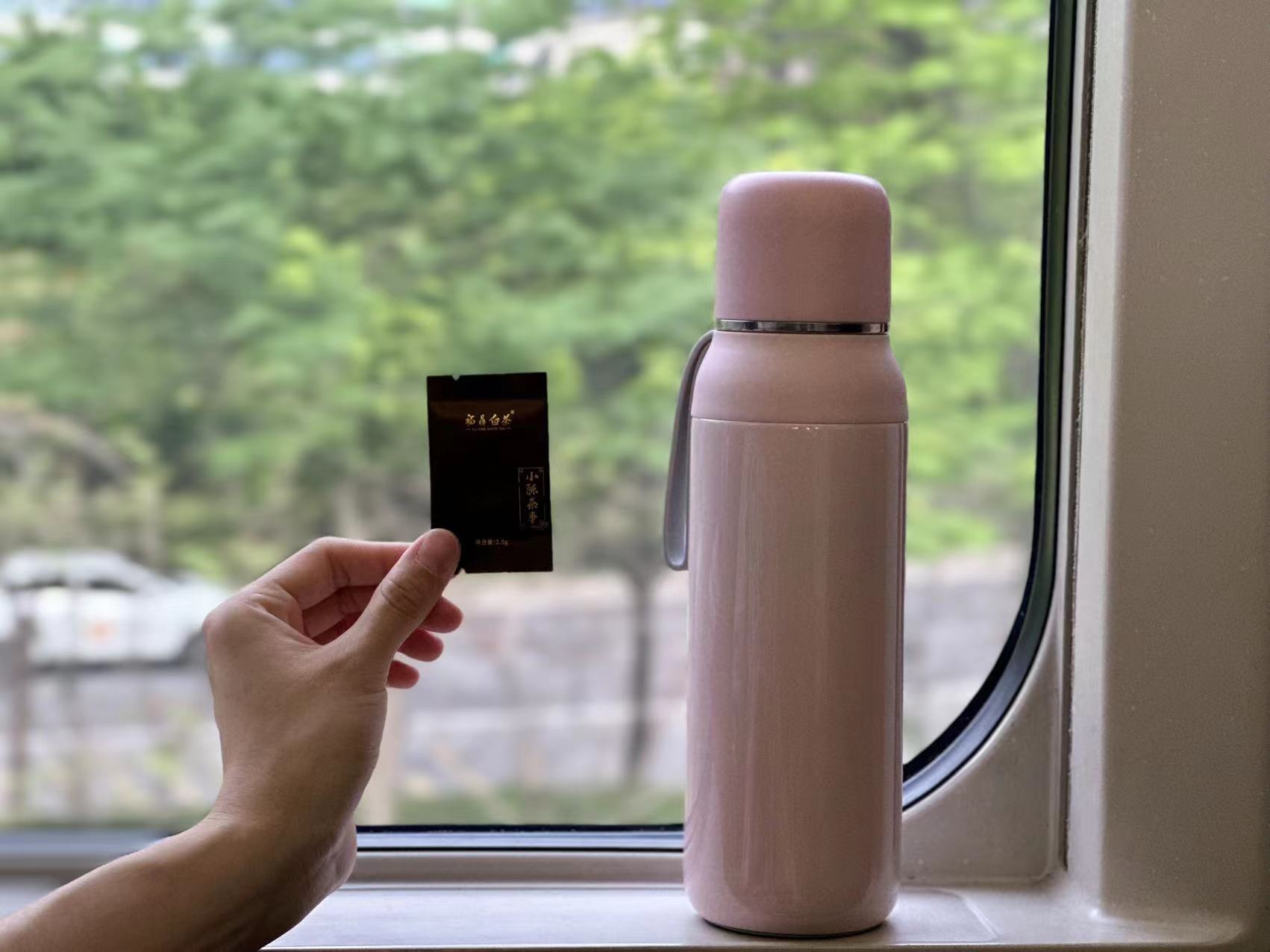 五十块钱的保温杯能用吗
