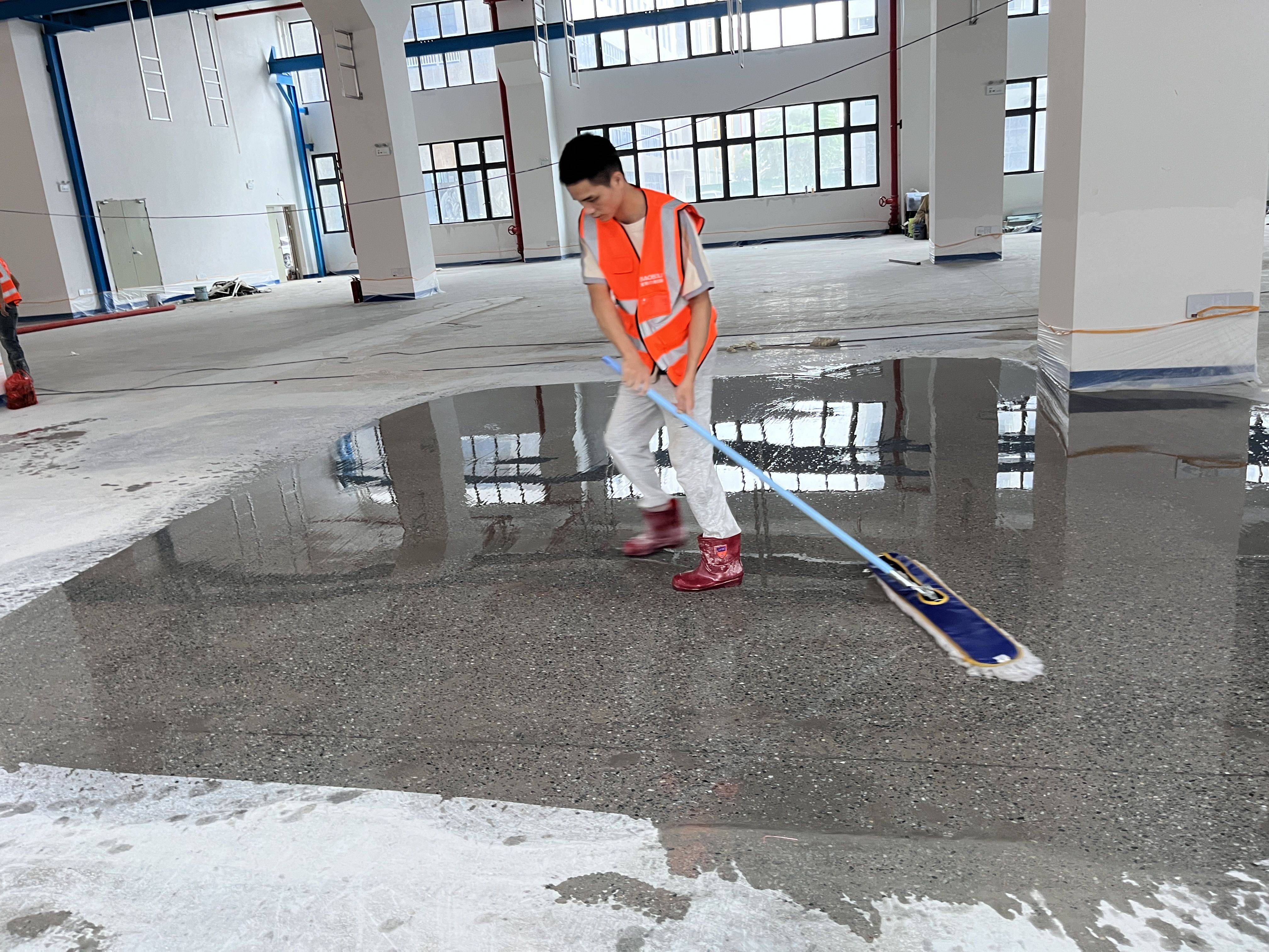 地面反沙用什么胶加水泥